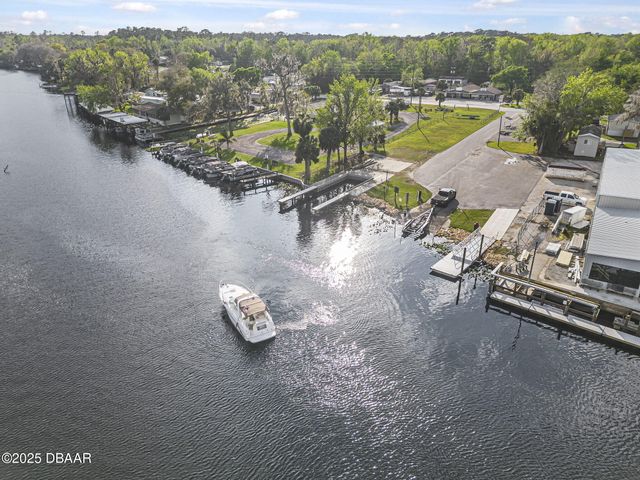 1511 Riveredge Court, Astor, FL 32102