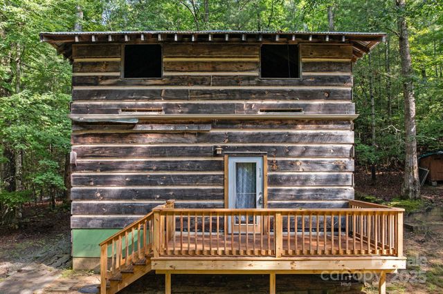 118 Blossom Road, Brevard, NC 28712