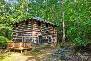 118 Blossom Road, Brevard, NC 28712