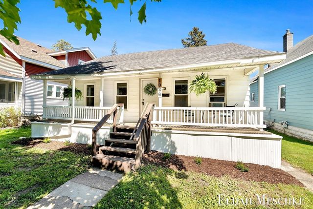 1026 Garfield Avenue, Grand Rapids, MI 49504