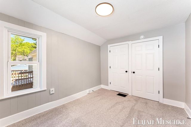 1026 Garfield Avenue, Grand Rapids, MI 49504