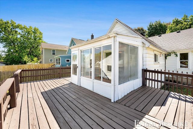 1026 Garfield Avenue, Grand Rapids, MI 49504