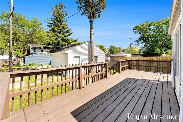 1026 Garfield Avenue, Grand Rapids, MI 49504