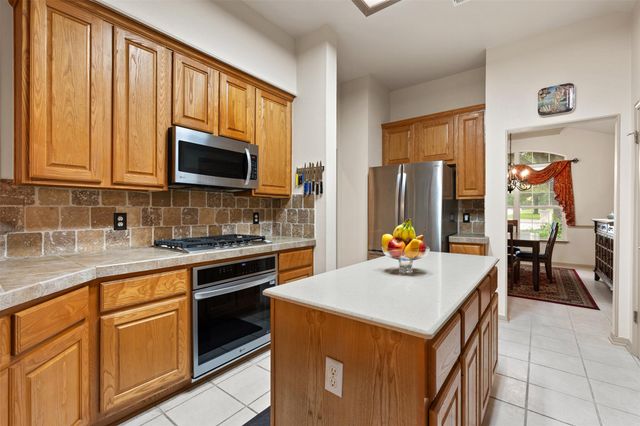 5308 Deerwood LN, Austin, TX 78730