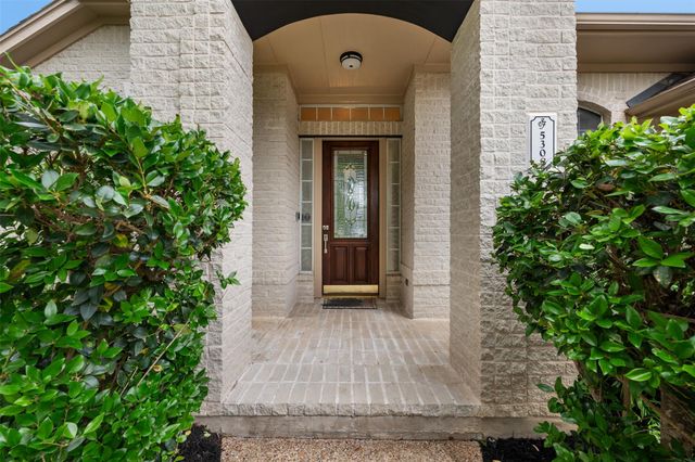 5308 Deerwood LN, Austin, TX 78730