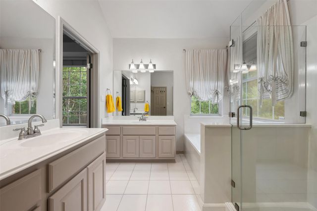 5308 Deerwood LN, Austin, TX 78730