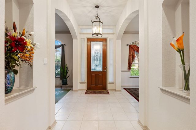 5308 Deerwood LN, Austin, TX 78730