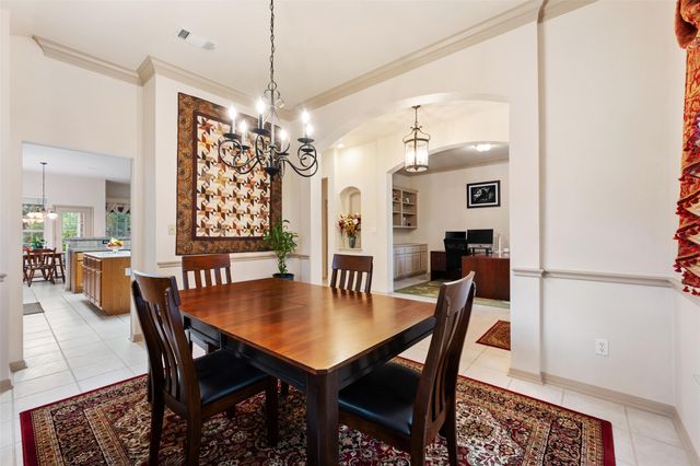 5308 Deerwood LN, Austin, TX 78730