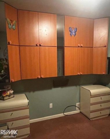 15029 Stephens Drive, Eastpointe, MI 48021