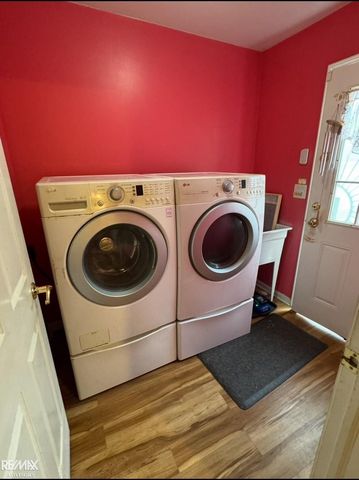 15029 Stephens Drive, Eastpointe, MI 48021