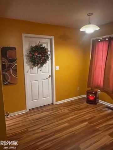 15029 Stephens Drive, Eastpointe, MI 48021