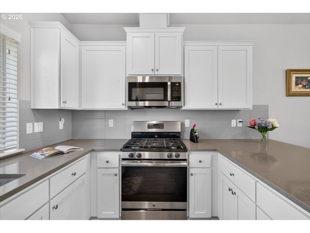 428 Ne PATRICIA ANN Pl, Hillsboro, OR 97006