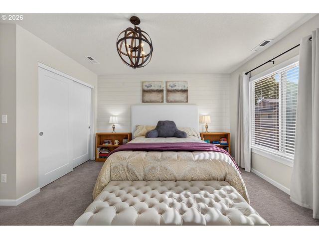 428 Ne PATRICIA ANN Pl, Hillsboro, OR 97006