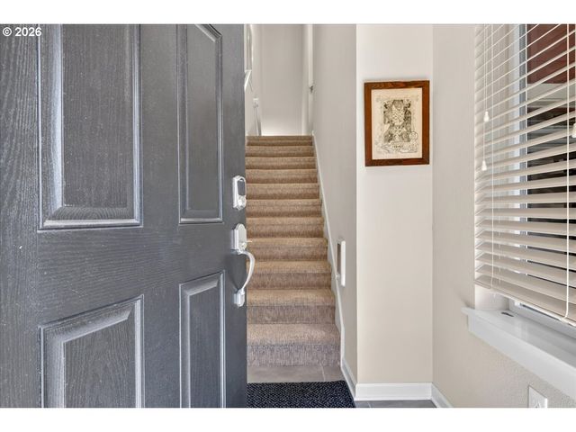 428 Ne PATRICIA ANN Pl, Hillsboro, OR 97006