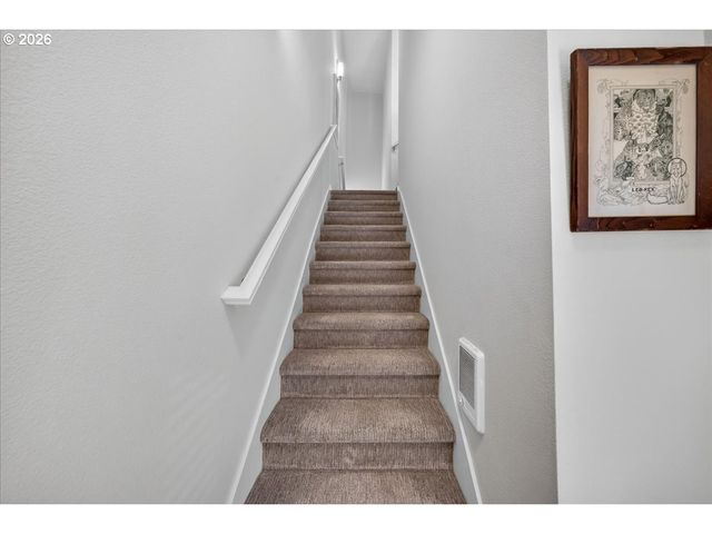 428 Ne PATRICIA ANN Pl, Hillsboro, OR 97006