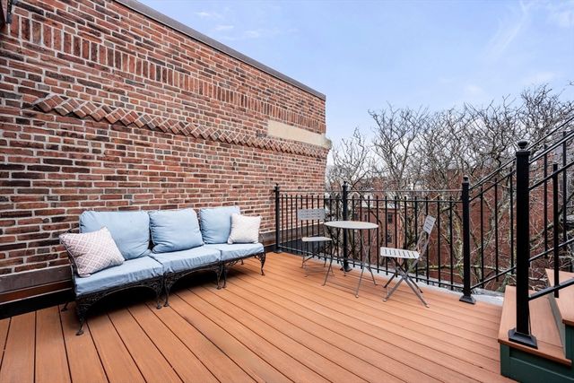 8 Otis Place, Boston, MA 02108