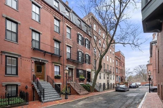 8 Otis Place, Boston, MA 02108