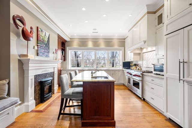 8 Otis Place, Boston, MA 02108