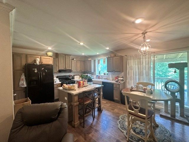 30195 White Oak Rd, Crawford, TN 38554