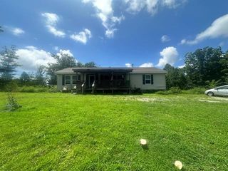 30195 White Oak Rd, Crawford, TN 38554