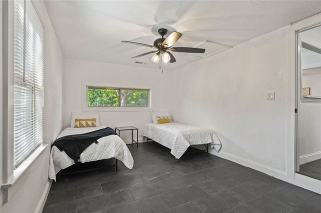80 Vaughn Drive, Denison, TX 75020