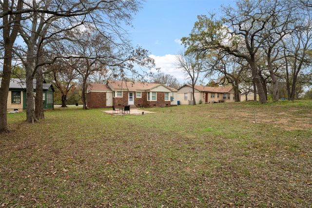 80 Vaughn Drive, Denison, TX 75020