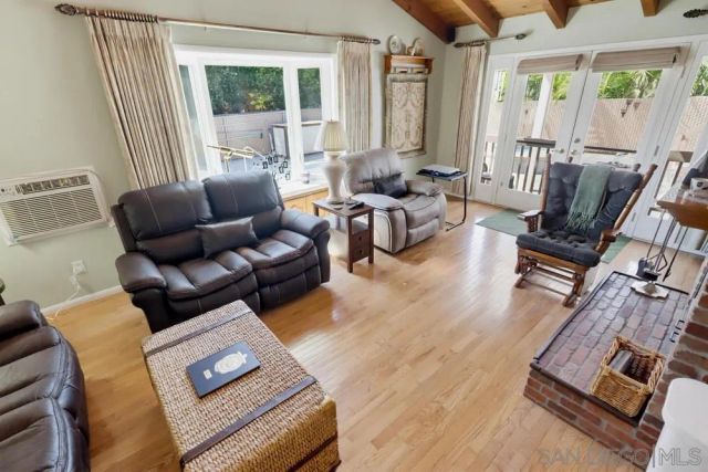 8815 Joris Way, La Mesa, CA 91941