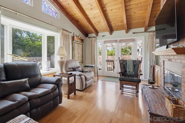 8815 Joris Way, La Mesa, CA 91941