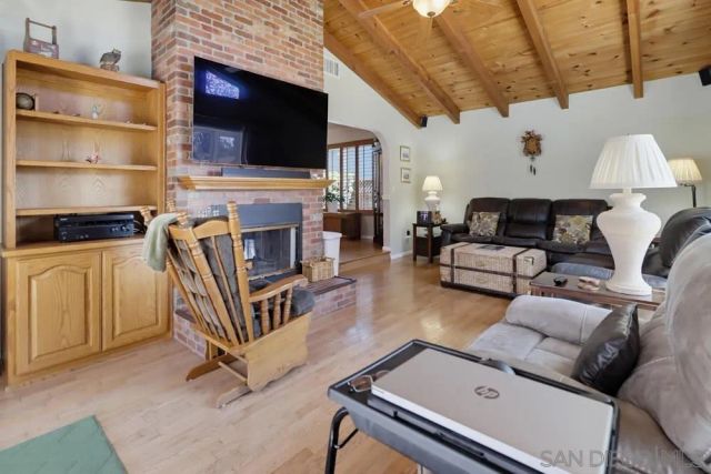 8815 Joris Way, La Mesa, CA 91941