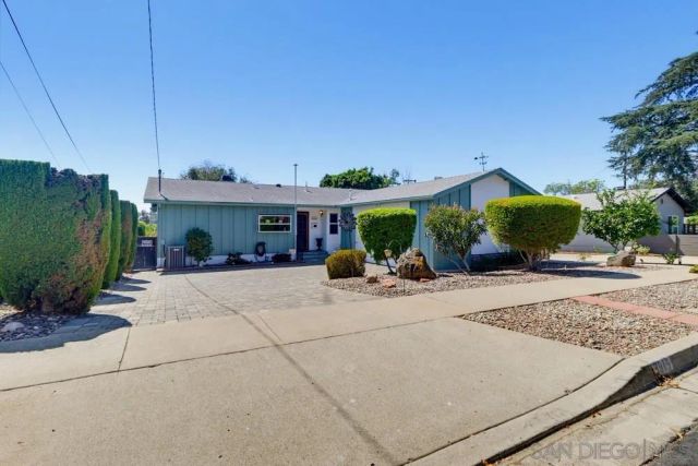 8815 Joris Way, La Mesa, CA 91941