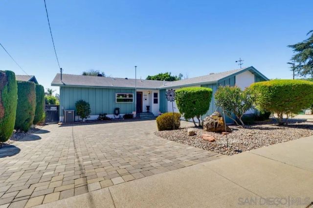 8815 Joris Way, La Mesa, CA 91941
