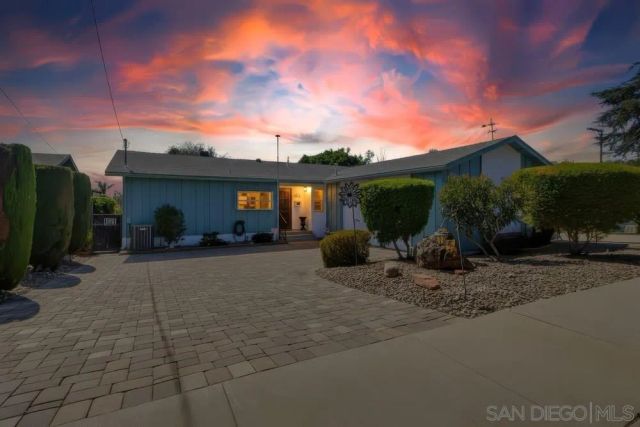 8815 Joris Way, La Mesa, CA 91941