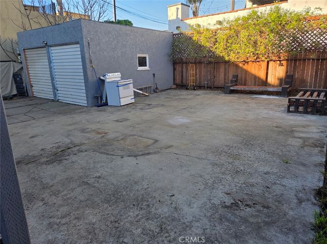 247 Redondo, Long Beach, CA 90803