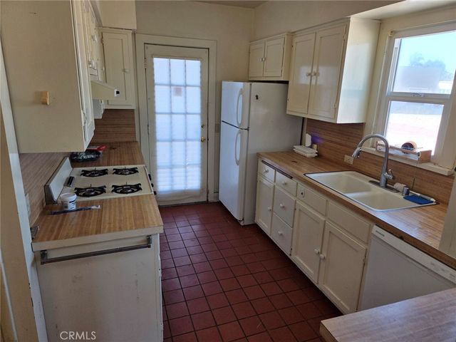 247 Redondo, Long Beach, CA 90803
