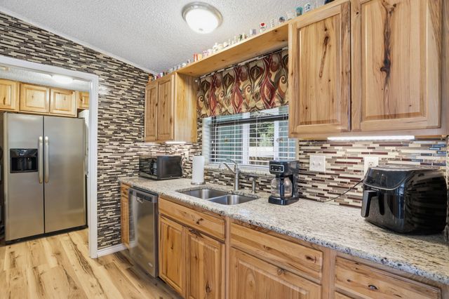 89 Cripple Minnow Bend, Pottsboro, TX 75076