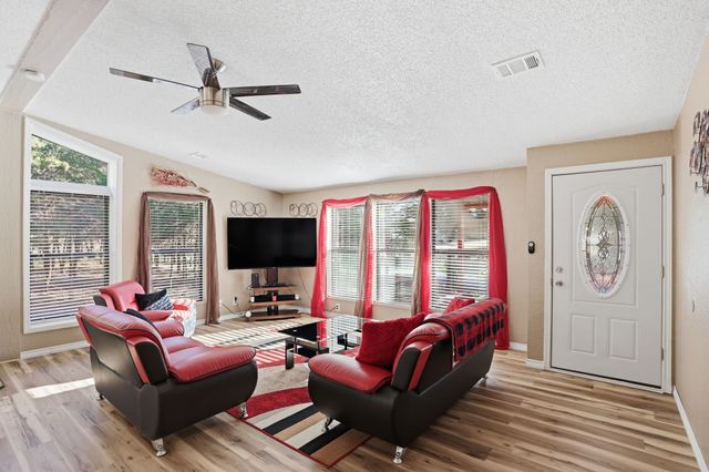 89 Cripple Minnow Bend, Pottsboro, TX 75076