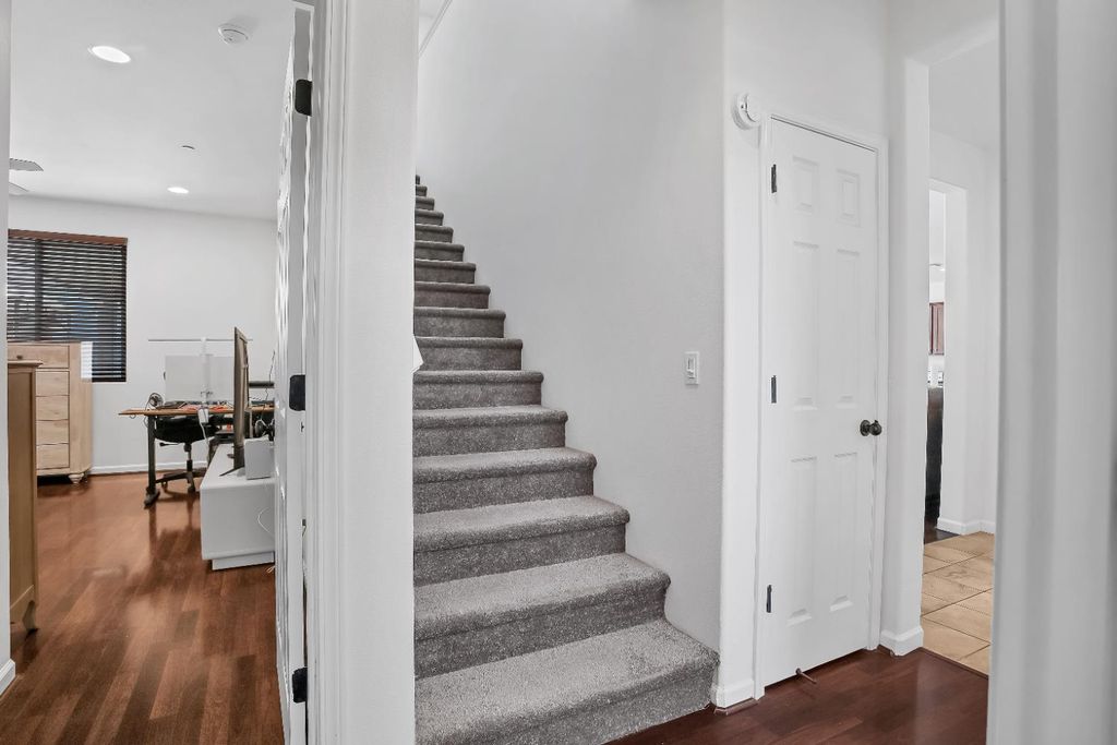 Image 21 of property listing at 1402 Tevin Way, Madera, CA 93637