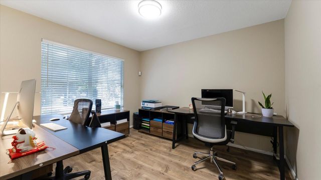 10 Owls Cove Place, The Woodlands, TX 77382