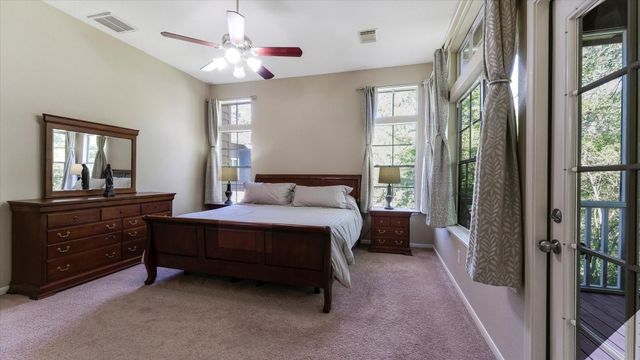 10 Owls Cove Place, The Woodlands, TX 77382