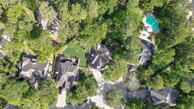 10 Owls Cove Place, The Woodlands, TX 77382