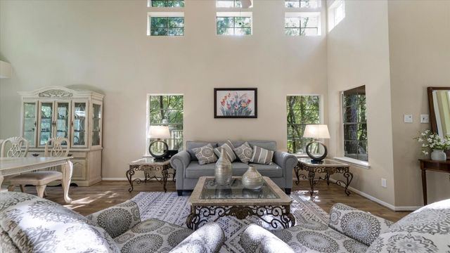 10 Owls Cove Place, The Woodlands, TX 77382