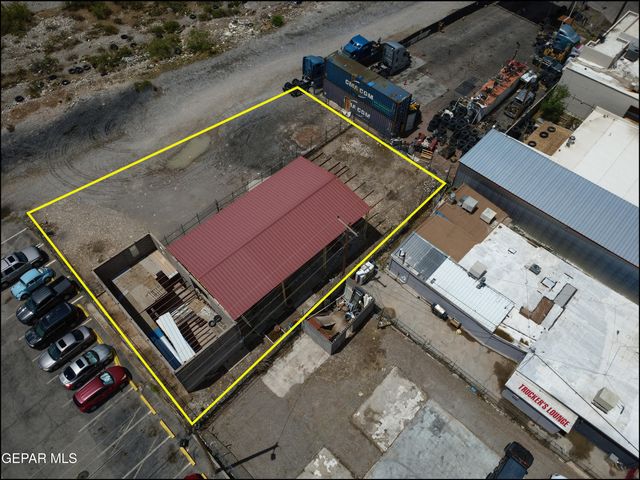 701 705 Larry Road, Canutillo, TX 79835