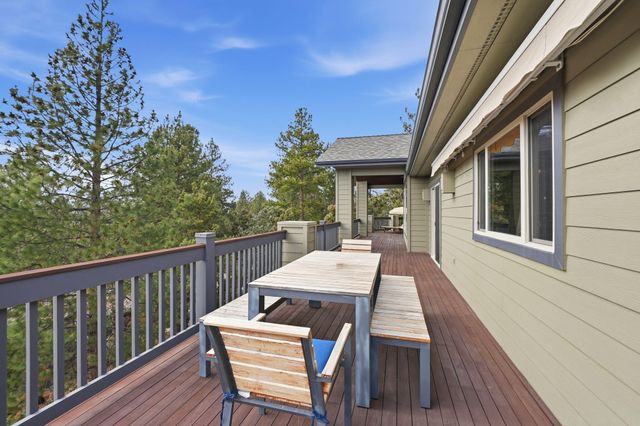 1989 NW Iowa Avenue, Bend, OR 97703