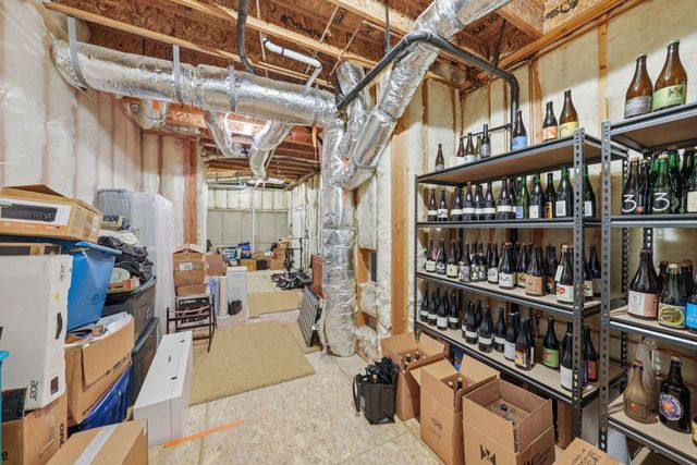 1989 NW Iowa Avenue, Bend, OR 97703