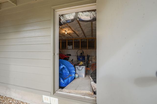 1989 NW Iowa Avenue, Bend, OR 97703