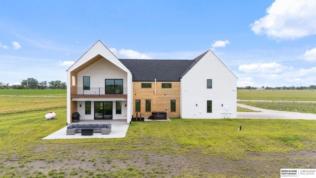 376 County Road G, Ashland, NE 68003