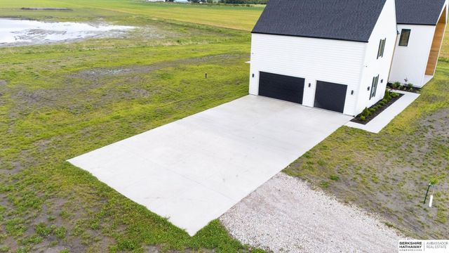 376 County Road G, Ashland, NE 68003