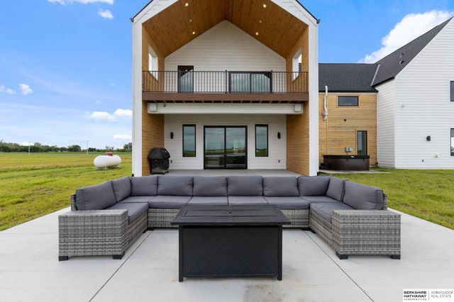 376 County Road G, Ashland, NE 68003