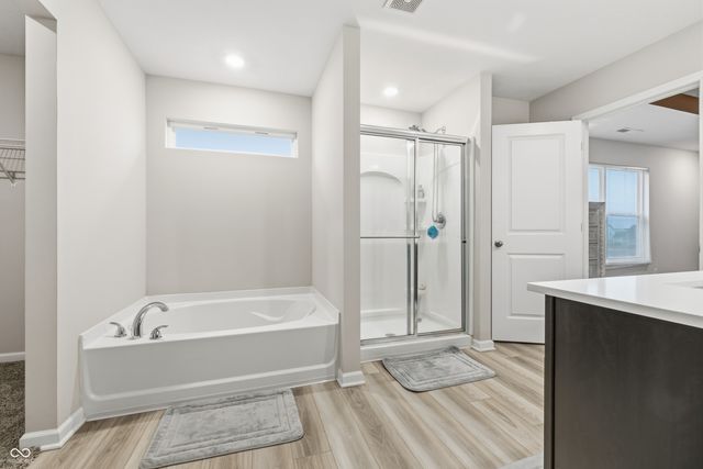 10218 Arctic Edge Drive, Indianapolis, IN 46259