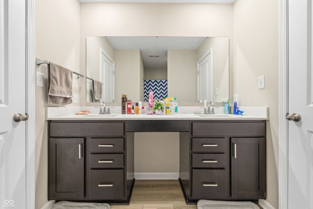 10218 Arctic Edge Drive, Indianapolis, IN 46259